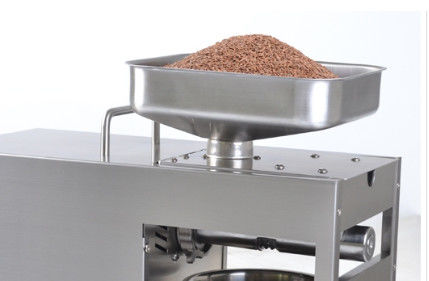 De Verdrijver van Mini Oil Press Home Oil van het roestvrij staalomhulsel voor het Maken van Eetbare Olie